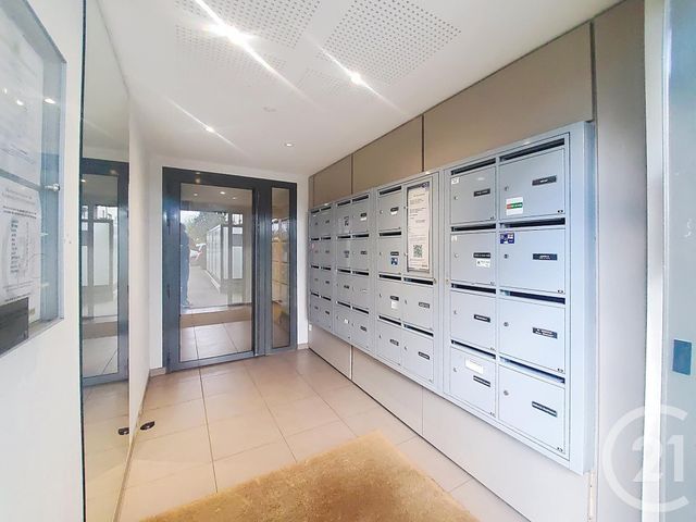 Appartement F3 à louer - 3 pièces - 56.69 m2 - MONT ST AIGNAN - 76 - HAUTE-NORMANDIE - Century 21 Harmony