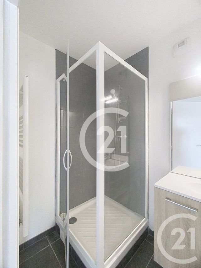 Appartement T4 à louer - 4 pièces - 102.24 m2 - ROUEN - 76 - HAUTE-NORMANDIE - Century 21 Harmony