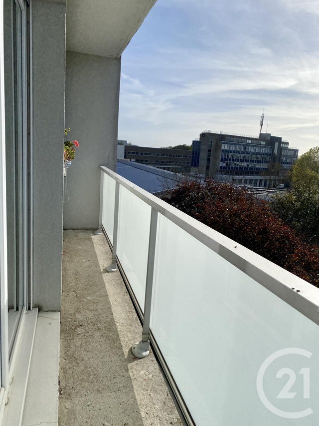 Appartement F3 à louer - 3 pièces - 61.8 m2 - MONT ST AIGNAN - 76 - HAUTE-NORMANDIE - Century 21 Harmony