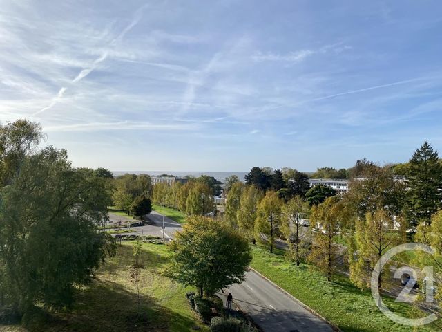 Appartement F3 à louer - 3 pièces - 61.8 m2 - MONT ST AIGNAN - 76 - HAUTE-NORMANDIE - Century 21 Harmony