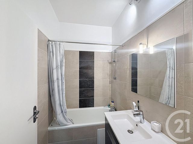 Appartement F2 à vendre - 2 pièces - 42.76 m2 - ROUEN - 76 - HAUTE-NORMANDIE - Century 21 Harmony