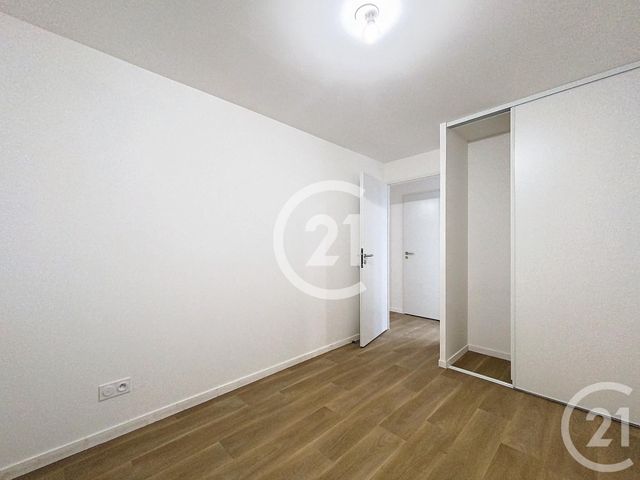 maison à louer - 4 pièces - 88.18 m2 - GRAND COURONNE - 76 - HAUTE-NORMANDIE - Century 21 Harmony