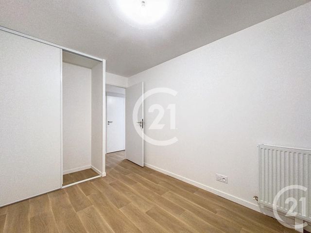 maison à louer - 4 pièces - 88.18 m2 - GRAND COURONNE - 76 - HAUTE-NORMANDIE - Century 21 Harmony