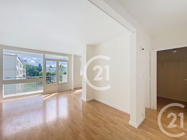 Appartement F3 à louer - 3 pièces - 67.2 m2 - MONT ST AIGNAN - 76 - HAUTE-NORMANDIE - Century 21 Harmony