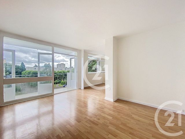 Appartement F3 à louer - 3 pièces - 67.2 m2 - MONT ST AIGNAN - 76 - HAUTE-NORMANDIE - Century 21 Harmony