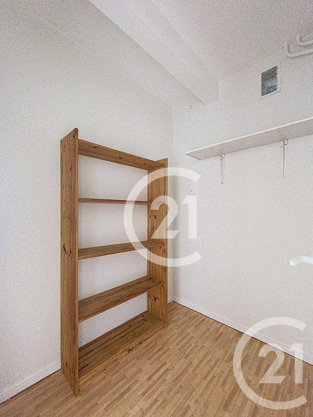 Appartement F3 à louer - 3 pièces - 67.2 m2 - MONT ST AIGNAN - 76 - HAUTE-NORMANDIE - Century 21 Harmony