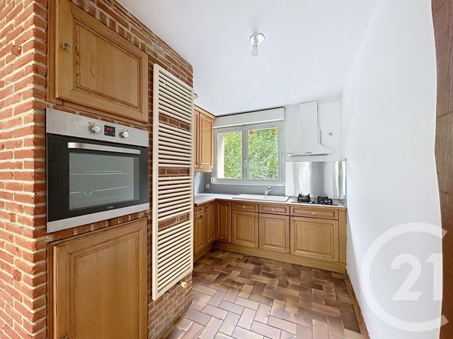 Appartement T3 à louer - 3 pièces - 62.68 m2 - PETIT COURONNE - 76 - HAUTE-NORMANDIE - Century 21 Harmony