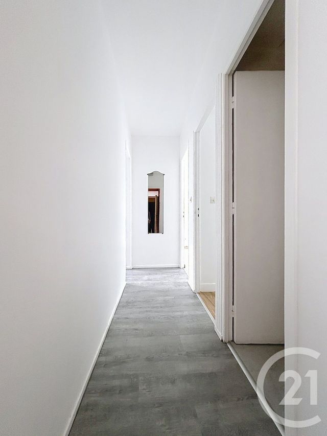 Appartement T3 à louer - 3 pièces - 62.68 m2 - PETIT COURONNE - 76 - HAUTE-NORMANDIE - Century 21 Harmony