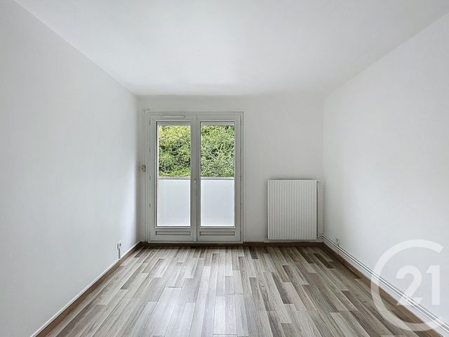 Appartement T3 à louer - 3 pièces - 62.68 m2 - PETIT COURONNE - 76 - HAUTE-NORMANDIE - Century 21 Harmony