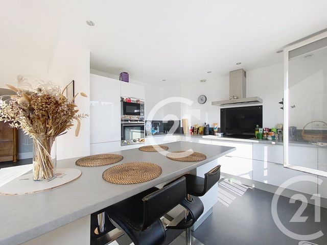 Appartement T3 à louer - 3 pièces - 82.23 m2 - ROUEN - 76 - HAUTE-NORMANDIE - Century 21 Harmony