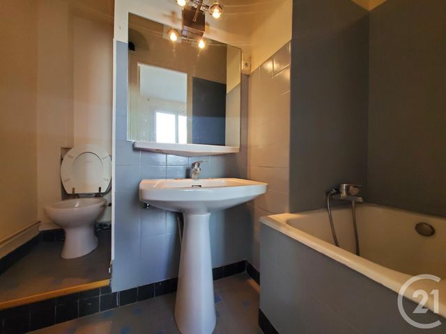 Appartement F3 à louer - 3 pièces - 62.0 m2 - ROUEN - 76 - HAUTE-NORMANDIE - Century 21 Harmony