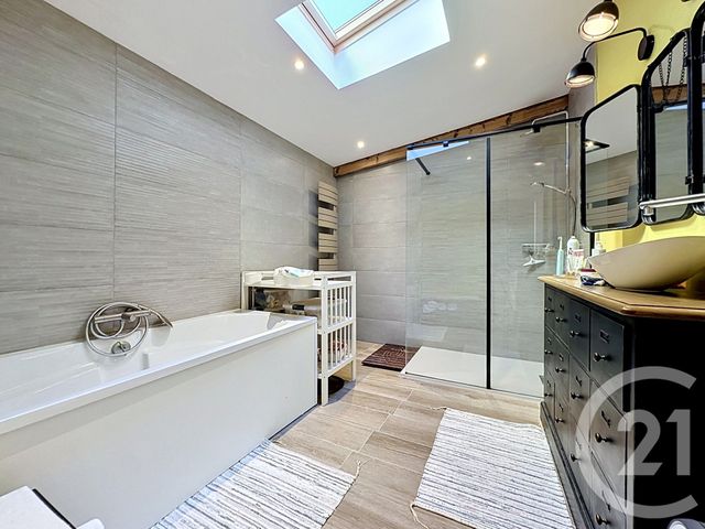 maison à vendre - 6 pièces - 121.0 m2 - SOTTEVILLE LES ROUEN - 76 - HAUTE-NORMANDIE - Century 21 Harmony