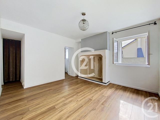 Appartement F2 à louer - 2 pièces - 45.0 m2 - MOULINEAUX - 76 - HAUTE-NORMANDIE - Century 21 Harmony