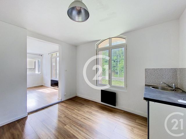 Appartement F2 à louer - 2 pièces - 45.0 m2 - MOULINEAUX - 76 - HAUTE-NORMANDIE - Century 21 Harmony