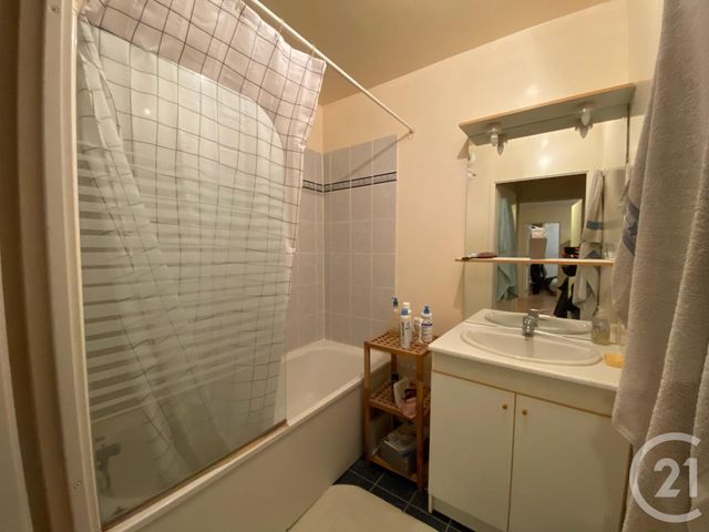 Appartement T3 à louer - 3 pièces - 55.45 m2 - ROUEN - 76 - HAUTE-NORMANDIE - Century 21 Harmony