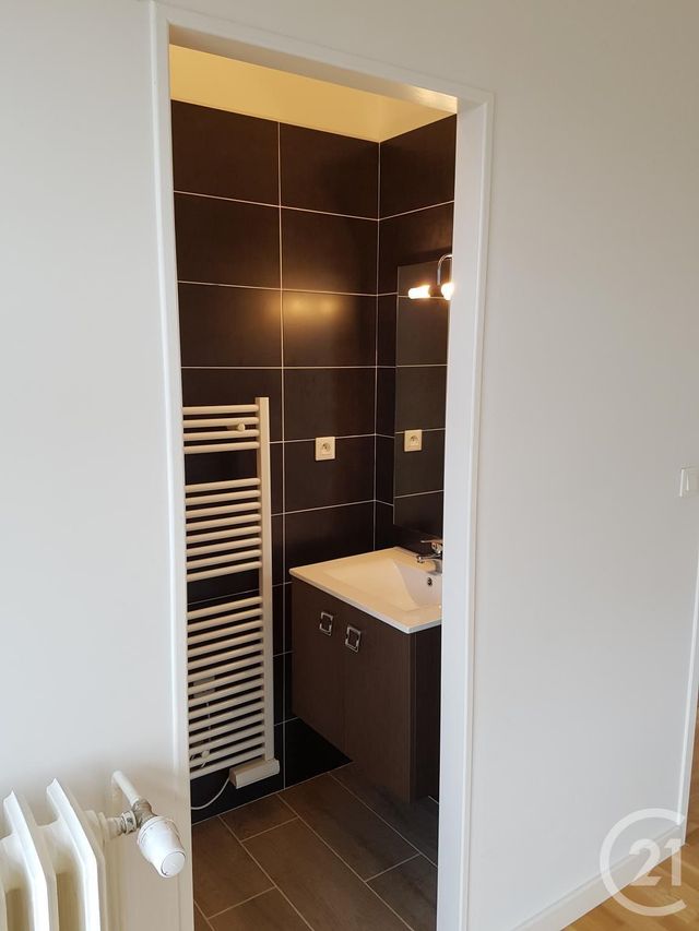 Appartement F3 à louer - 3 pièces - 65.1 m2 - ROUEN - 76 - HAUTE-NORMANDIE - Century 21 Harmony