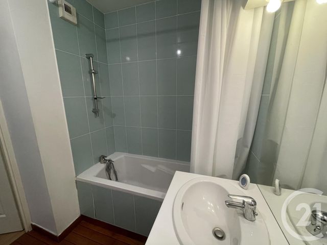 Appartement F2 à louer - 2 pièces - 50.45 m2 - LE PETIT QUEVILLY - 76 - HAUTE-NORMANDIE - Century 21 Harmony
