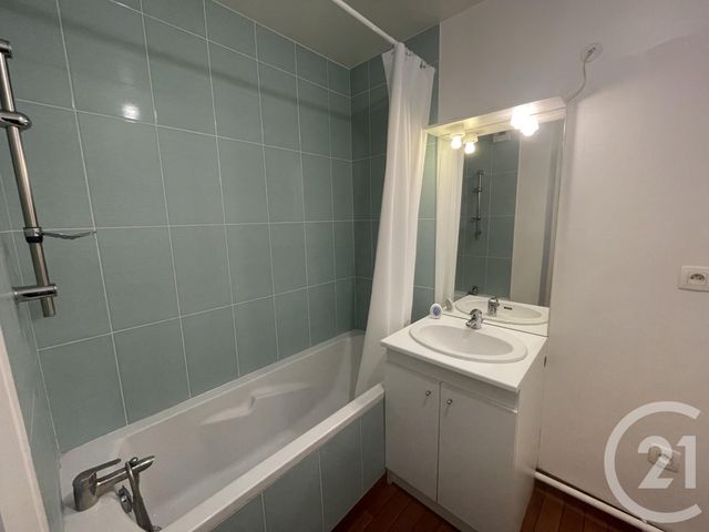 Appartement F2 à louer - 2 pièces - 50.45 m2 - LE PETIT QUEVILLY - 76 - HAUTE-NORMANDIE - Century 21 Harmony