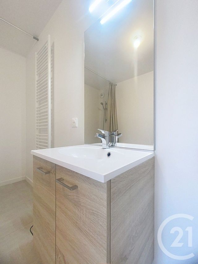 Appartement F3 à louer - 3 pièces - 62.0 m2 - ROUEN - 76 - HAUTE-NORMANDIE - Century 21 Harmony