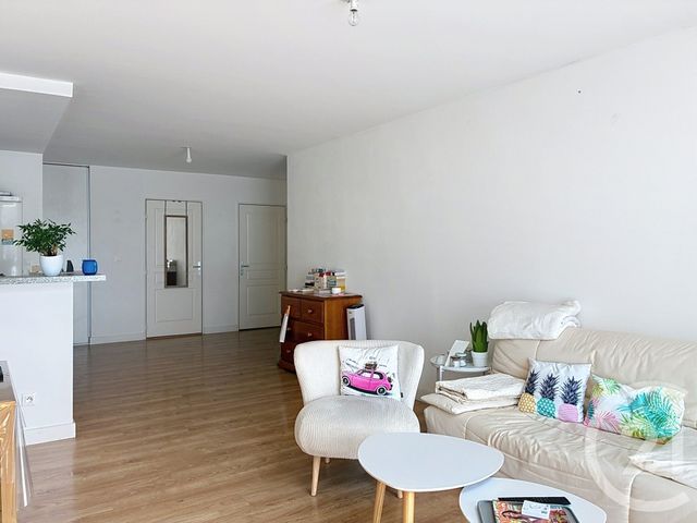 Appartement F3 à louer - 3 pièces - 78.4 m2 - FRANQUEVILLE ST PIERRE - 76 - HAUTE-NORMANDIE - Century 21 Harmony