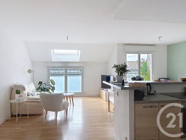 Appartement F3 à louer - 3 pièces - 78.4 m2 - FRANQUEVILLE ST PIERRE - 76 - HAUTE-NORMANDIE - Century 21 Harmony