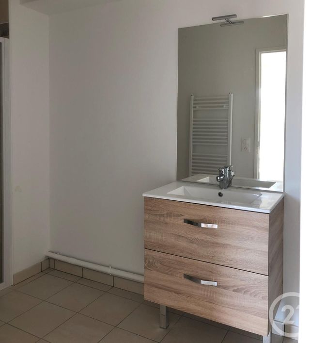 Appartement F2 à louer - 2 pièces - 39.43 m2 - MONT ST AIGNAN - 76 - HAUTE-NORMANDIE - Century 21 Harmony