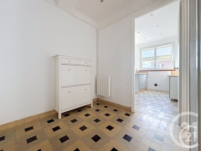 Appartement F2 à louer - 2 pièces - 39.34 m2 - SOTTEVILLE LES ROUEN - 76 - HAUTE-NORMANDIE - Century 21 Harmony