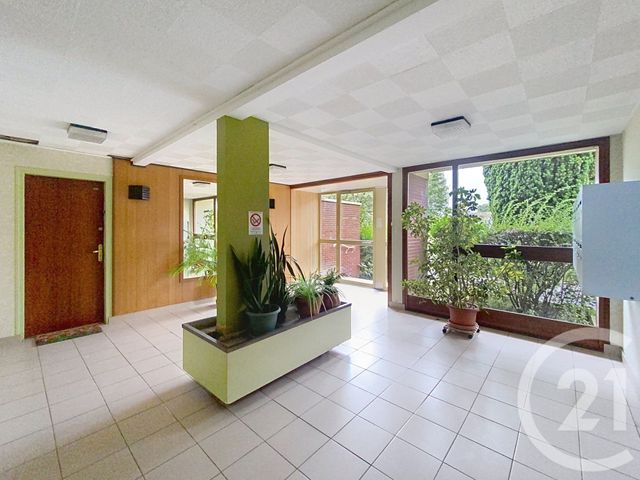 Appartement F5 à louer - 4 pièces - 72.0 m2 - BIHOREL - 76 - HAUTE-NORMANDIE - Century 21 Harmony