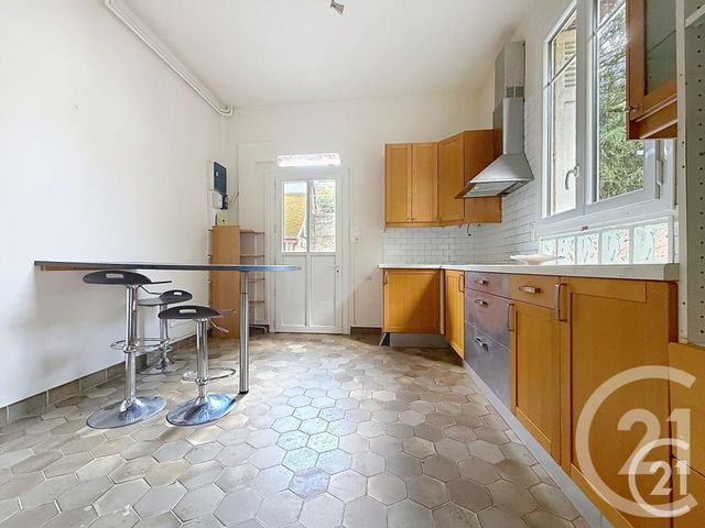maison à louer - 8 pièces - 216.48 m2 - MONT ST AIGNAN - 76 - HAUTE-NORMANDIE - Century 21 Harmony