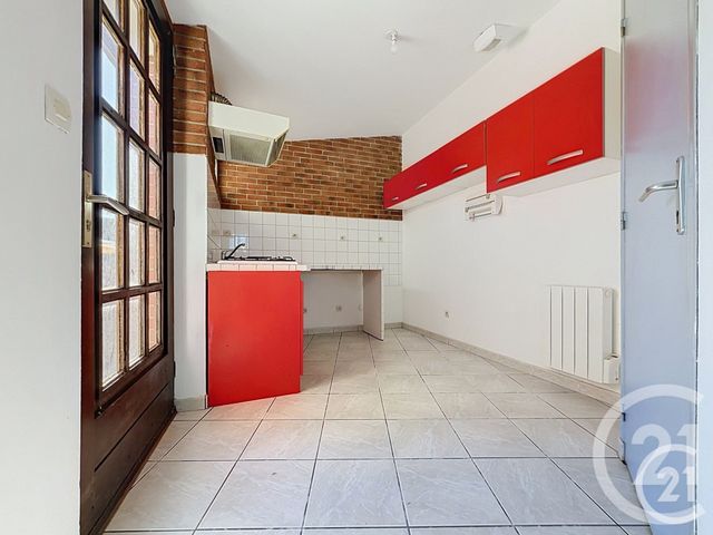 Appartement F2 à louer - 2 pièces - 55.5 m2 - CAUDEBEC LES ELBEUF - 76 - HAUTE-NORMANDIE - Century 21 Harmony